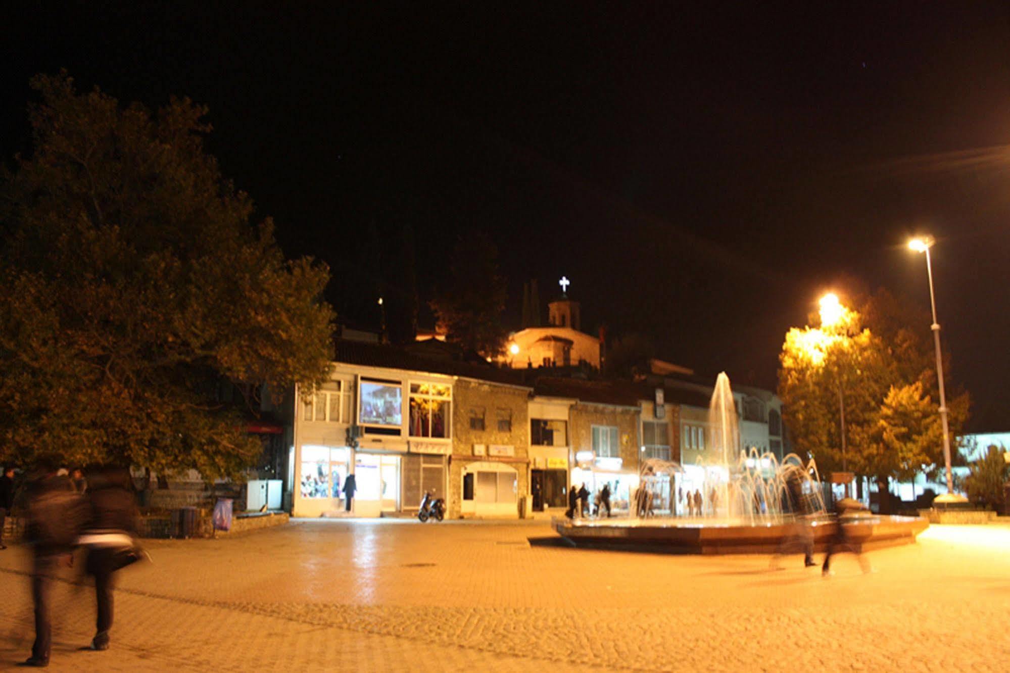 Luccia Apartments - Ohrid City Centre Eksteriør billede